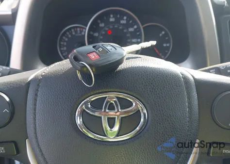 2016 Toyota Rav4 Le z USA, uszkodzony, nr VIN 2T3ZFREV9GW245352